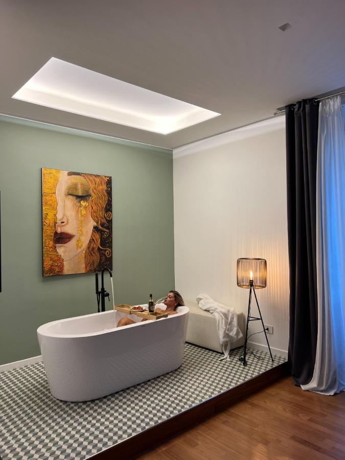 Mareluna Rooms Naples Extérieur photo